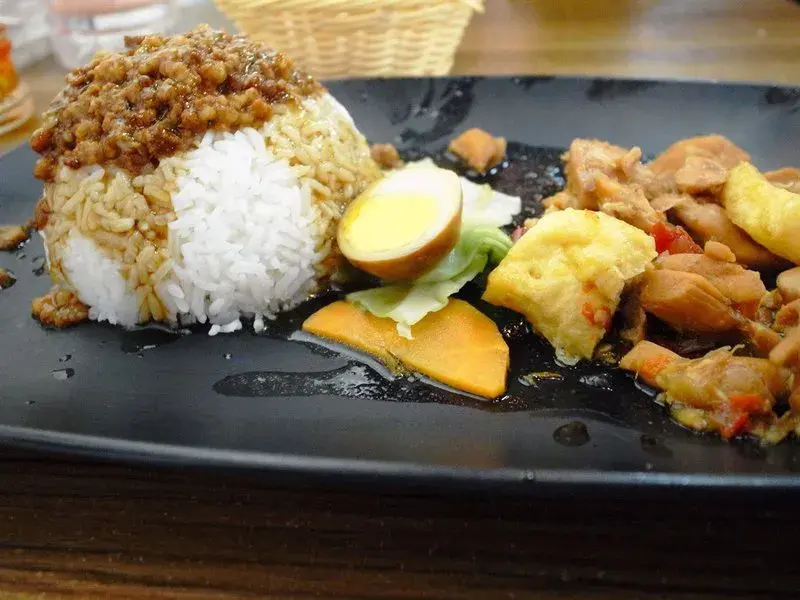 香港旺角餐厅_旺角香港茶餐厅加盟_旺角宝港式茶餐厅美食介绍